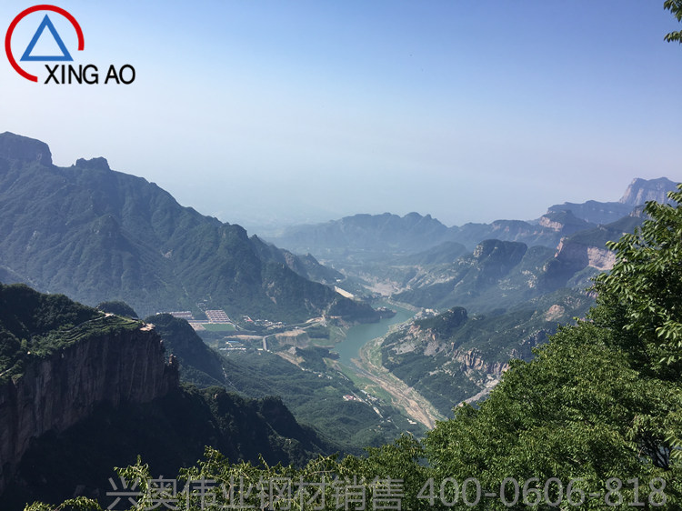 興奧偉業團隊建設游覽太行山美景